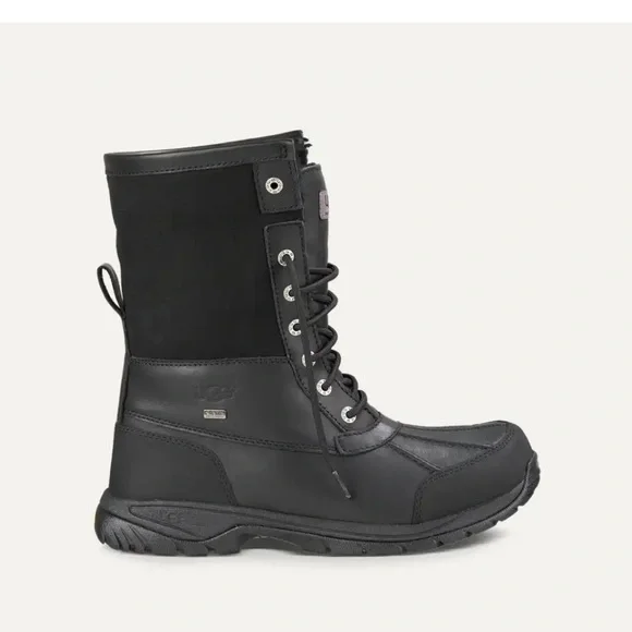 Brand new UGG size 9